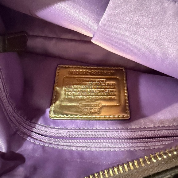 Coach Tan and Brown Signature Shoulder Bag - Picture 4 of 7